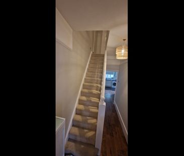 Room in a Shared House, Richmond Road, E11 - Photo 4