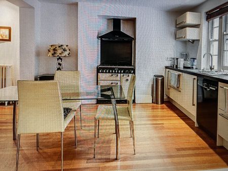 2 Bed Maisonette, Albert Street, NW1 - Photo 4