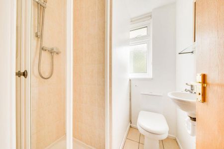 5 bedroom house to rent - Photo 4