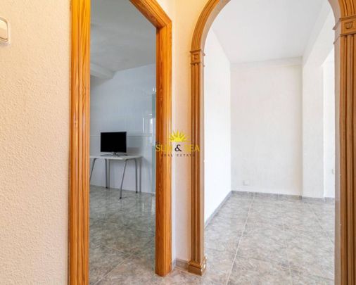 3 BEDROOM APARTMENT - ALUMBRES, MURCIA - Photo 1