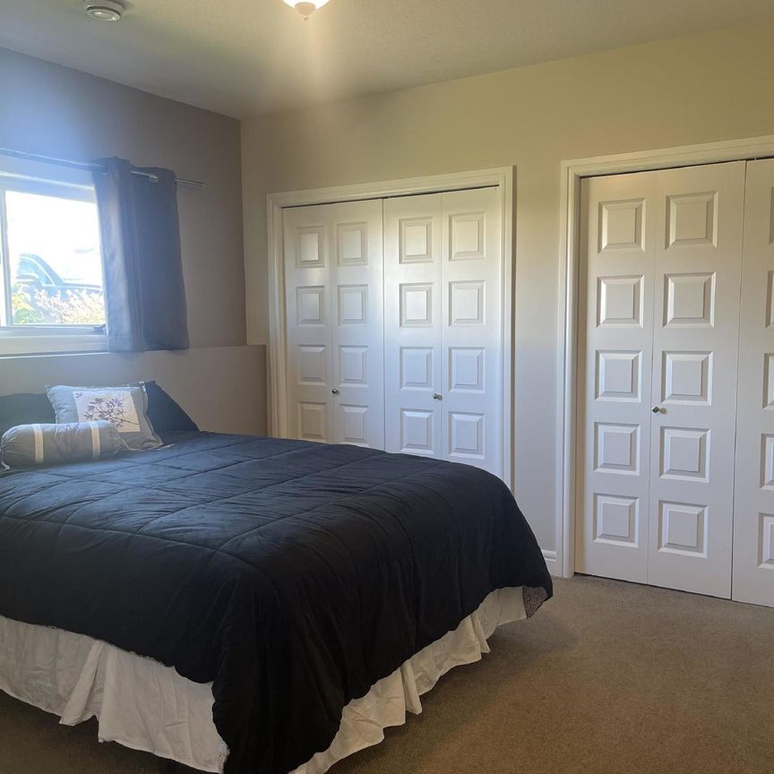 SMITH DUPLEX - 10714 - Photo 1