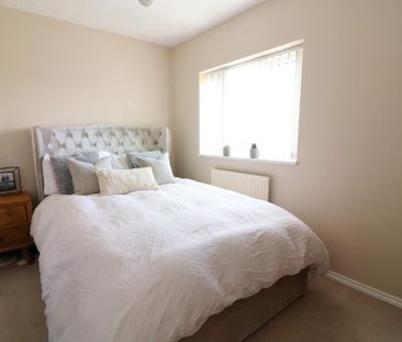 2 Bedroom Terraced To Rent - Photo 3