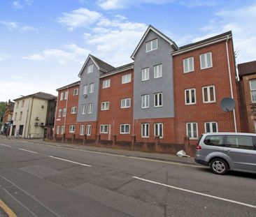 Clifton House, Splott, Cardiff - Photo 5