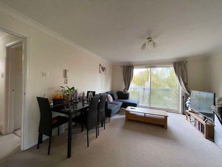 Ladbroke Road, Redhill, RH1 - Photo 4