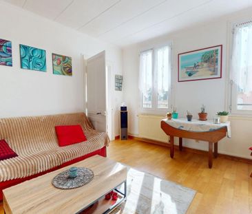 Location Appartement 2 pièces 55m² LE HAVRE 76600 - Photo 2