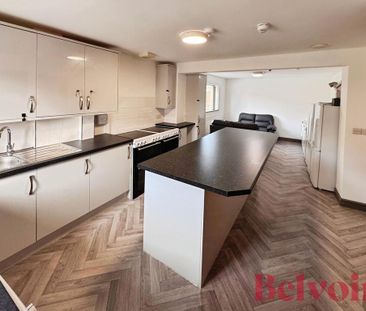 1 bedroom in a house share to rent - Photo 3