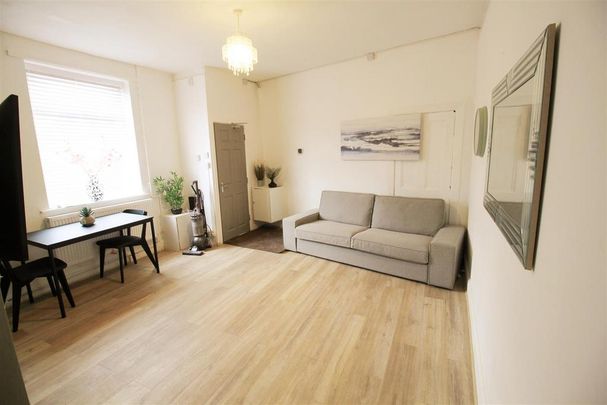 5 bedroom house share to rent - Photo 1