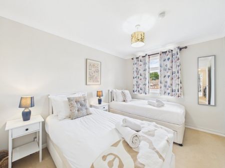 Osborne Road, Windsor, Berkshire,SL4 - Photo 5