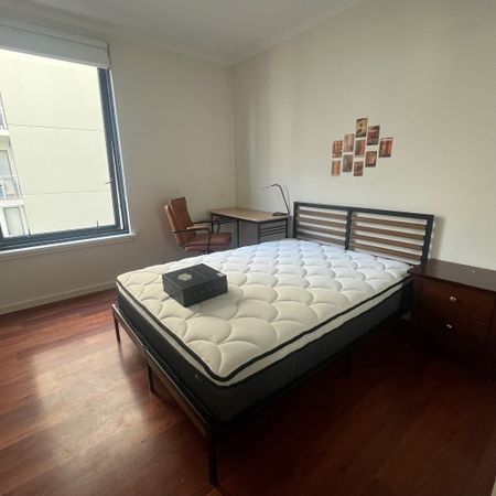 South Melbourne - Photo 3