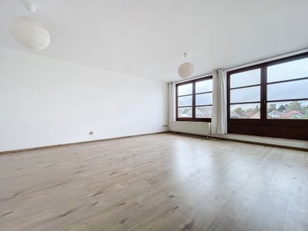 Prachtig appartement van 90m ² goed gelegen en gerenoveerd - Foto 2