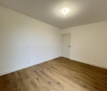 location Appartement T2 DE 44.31m² À BRUGES - Photo 3