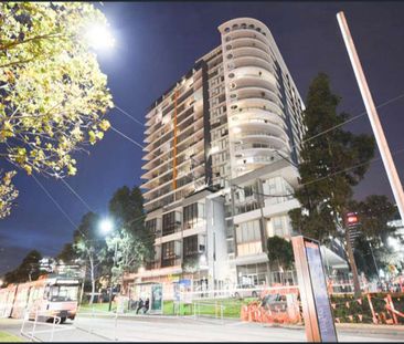 SPACIOUS 1 BEDROOM IN VILLAGE DOCKLANDS - Photo 6