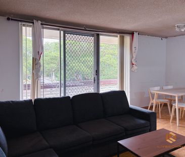 Strathfield - Photo 4