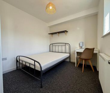 1 bedroom semi-detached house to rent - Photo 2