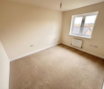 4 bedroom detached house to rent - Photo 1