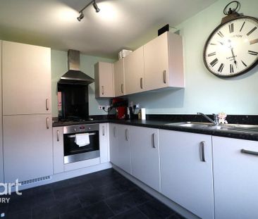 3 bedroom semi-detached house to rent - Photo 5