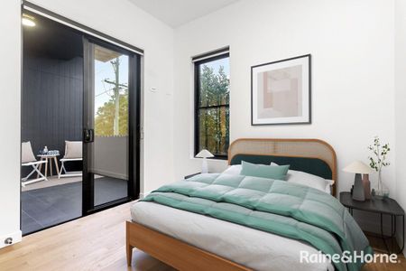 Stylish One-bedroom Apartment in Convenient Location! - Photo 3