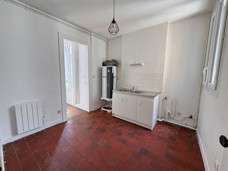 Location Appartement 2 pièces 48m² - Photo 3