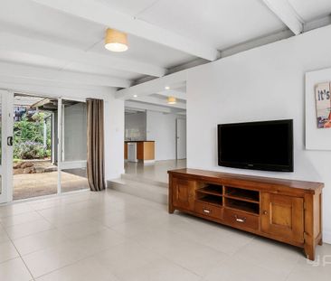 Spacious Family Living Just Moments from the Foreshore - Photo 1