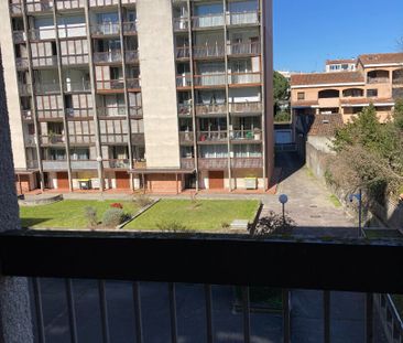 Location Appartement 4 pièces 97m² - Photo 3