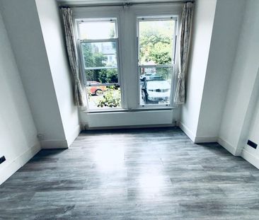 1 Bed Flat, Ealing, W5 - Photo 6