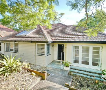 Prime Taringa Location - Spacious Family Home for an Exclusive 3-Mo... - Photo 2
