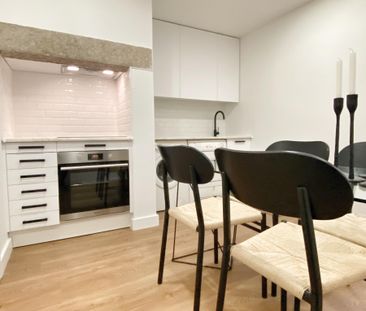 Apartamento T1 Duplex todo renovado para arrendar mobilado em Lisbo... - Photo 2