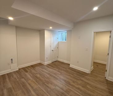 For Lease - 2379 Charles Cornwall Avenue, Oakville, Ontario - Photo 6