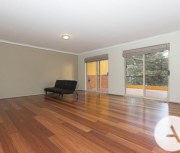 30/25 Fawkner Street, Braddon ACT 2612 - Apartment For Rent | Domain - Photo 2