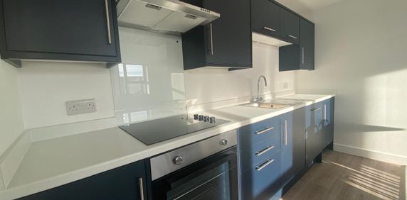2 bedroom apartment to rent - Photo 2