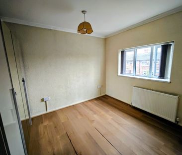 2 Bed End Terrace, Salford Manchester House, M6 - Photo 3