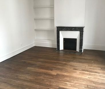 Location Appartement 3 pièces 58m² ORLEANS 45000 - Photo 2