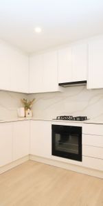 Modern One Bedroom Apartment - Photo 4