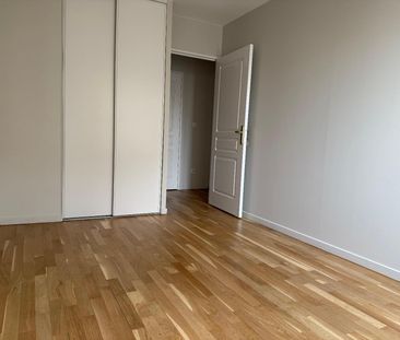 Location Appartement 3 pièces 66m² LYON 6ème - Photo 2