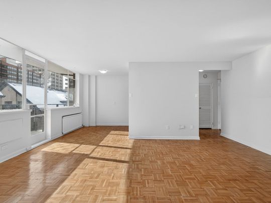 For Lease - 25 Bedford Road Unit# 406, Toronto, Ontario - Photo 1