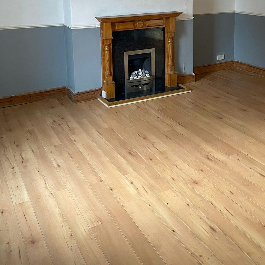 Terraced House to rent on - Photo 1