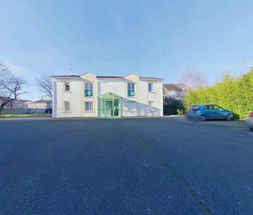 Location Appartement 2 pièces 27m² POITIERS 86000 - Photo 5