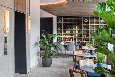 Coppermaker Square, Stratford, E20 - Photo 4