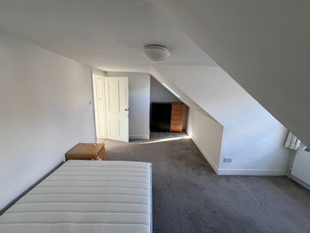 3 Bed Maisonette, Malvern Road, NW6 - Photo 4