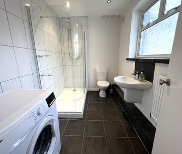 1 bedroom in a house share to rent - Photo 6