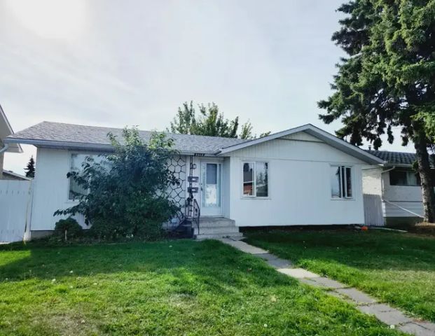 8915 138 Avenue NW - BSMT | 8915 138 Avenue NW, Edmonton - Photo 1