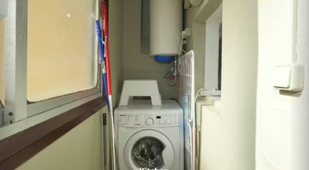 Carrer de Cardona, Barcelona, Catalonia 08001 - Photo 3