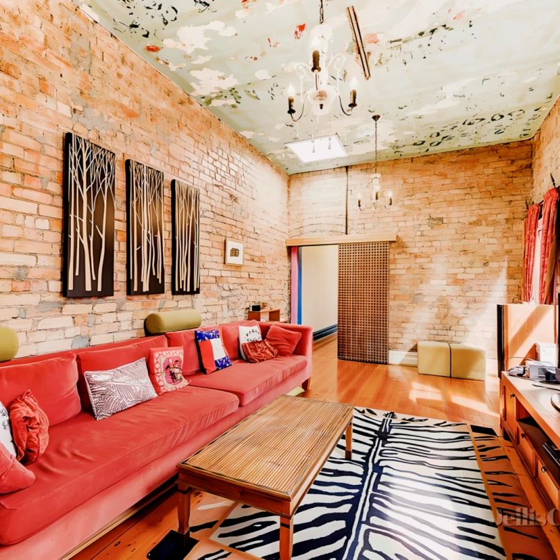 4 Bed, 1 Bath - Photo 1