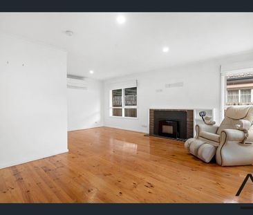 Spacious Family Home - Photo 5