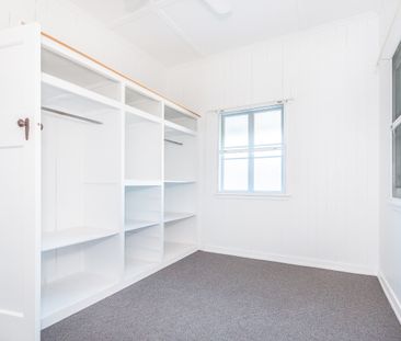 32 Alice Street, Clontarf QLD 4019 - House For Rent | Domain - Photo 1