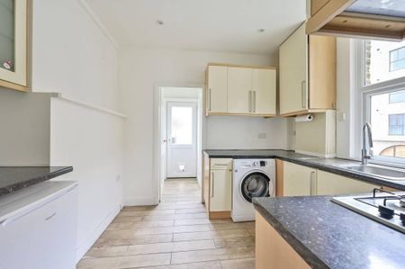 1 bedroom maisonette to rent - Photo 3