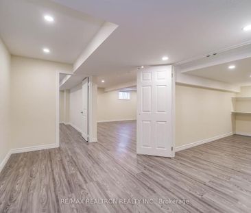 For Lease - 18 Corduroy Road, Markham, Ontario - Photo 5