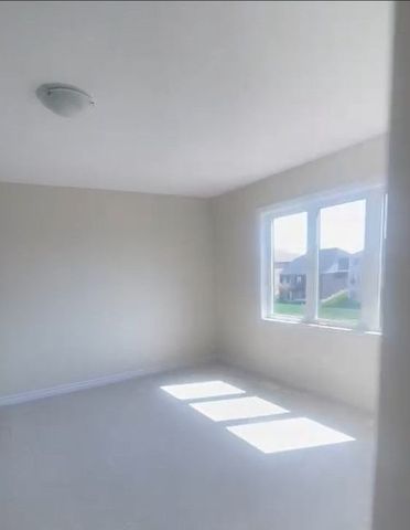For Lease - 285 Vanilla Trail, Thorold, Ontario - Photo 3