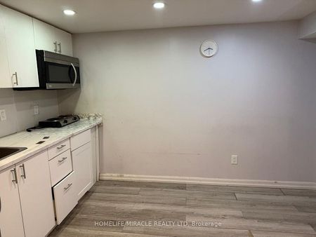 For Lease - 32 Babcock Road Unit# bsmt-1, Toronto, Ontario - Photo 3