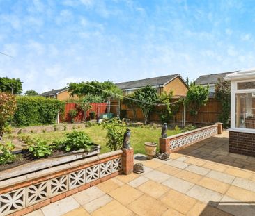 Green Fleet Drive, Lowestoft, Oulton - Photo 6